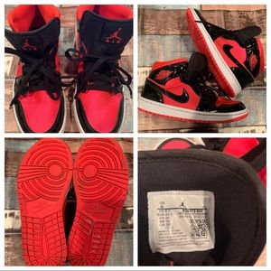 Womens Air Jordan 1 Mid ‘Hot Punch’Size 9